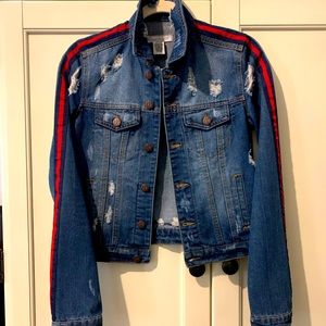NWOT - Cropped Denim Jacket